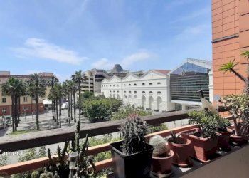 Terrazzo - Trilocale via Fiumara, Genova (zona Sampierdarena) - foto 8