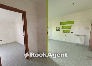 Cucina - Three-room apartment via Enrico Toti, Guidonia Montecelio - photo 5