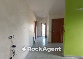 Corridoio - Three-room apartment via Enrico Toti, Guidonia Montecelio - photo 6