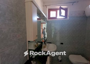 Bagno - Three-room apartment via Enrico Toti, Guidonia Montecelio - photo 8