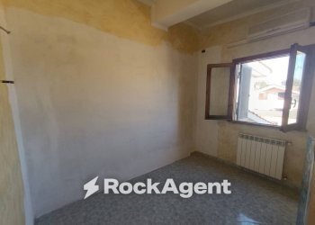 Camera da letto - Three-room apartment via Enrico Toti, Guidonia Montecelio - photo 13