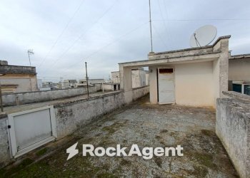 Terrazzo - Appartamento via Regina Elena, 25, Trepuzzi - foto 34