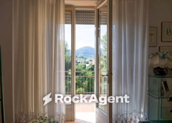 Balcone - Appartamento via Sarzanese, 247, Lucca - foto 4