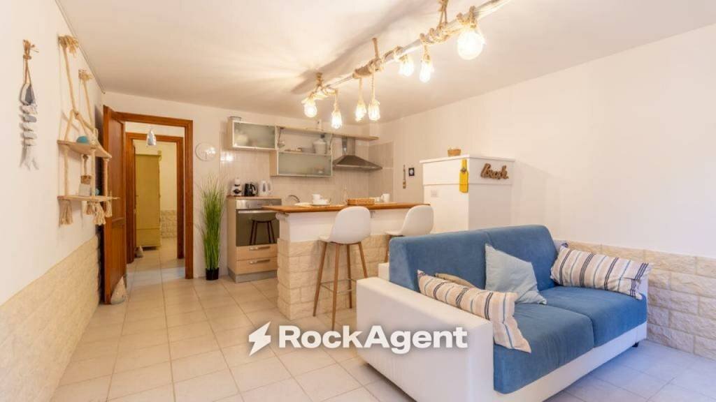 Salone - Bilocale via dei Ginepri, 32, Stintino - foto 2