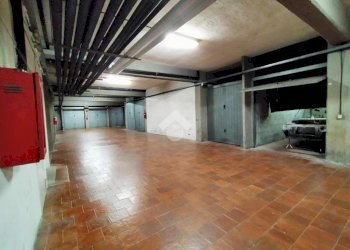 Trilocale via Giorgio Carrel, Aosta - foto 43