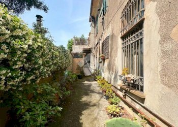 Villa Viale Casanova, Genova (neighborhood Cornigliano) - photo 12
