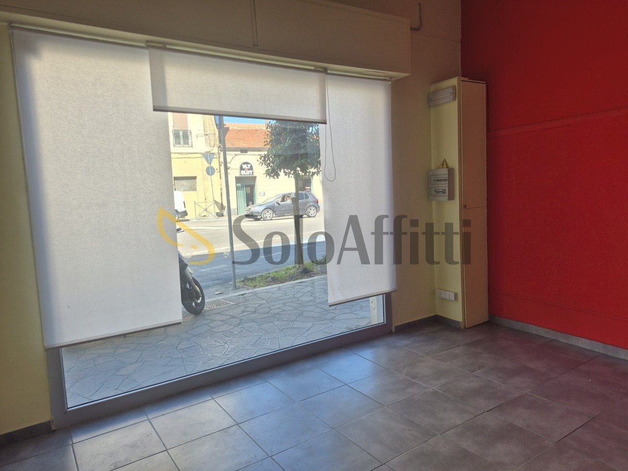 Locale Commerciale Corso Umberto I 46, Montesilvano - foto 2
