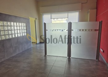 Locale Commerciale Corso Umberto I 46, Montesilvano - foto 3