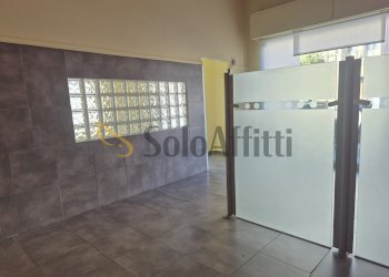 Locale Commerciale Corso Umberto I 46, Montesilvano - foto 4