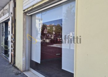 Vetrina - Locale Commerciale Corso Umberto I 46, Montesilvano - foto 18
