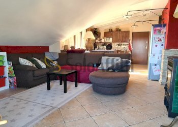 Angolo soggiorno - Quadrilocale Via Verrotti, Montesilvano - foto 7
