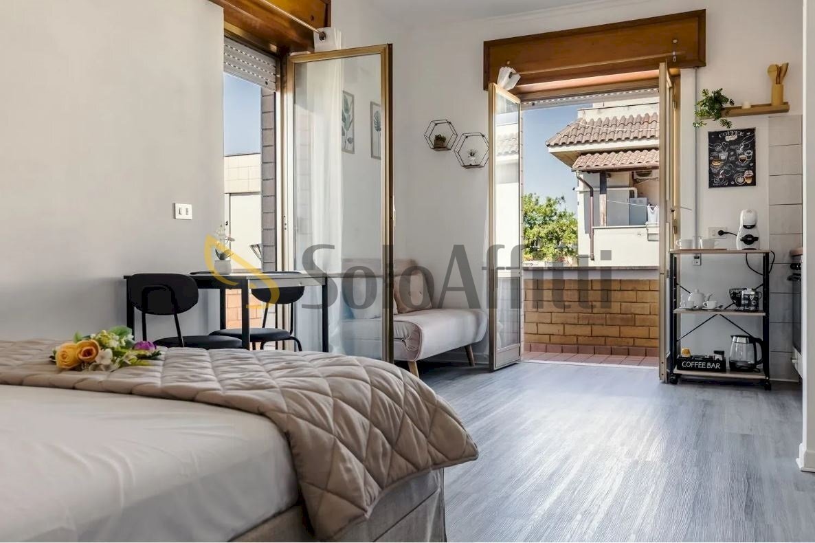 Fiumicino, Isola Sacra centrale - monolocale - One-room apartment Via Fecia di Cossato, Fiumicino - photo 1