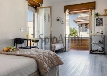 Fiumicino, Isola Sacra centrale - monolocale - One-room apartment Via Fecia di Cossato, Fiumicino - photo 1