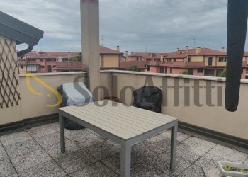 terrazzo - Bilocale Via Emilio Gino Segre' 4, Certosa di Pavia - foto 5