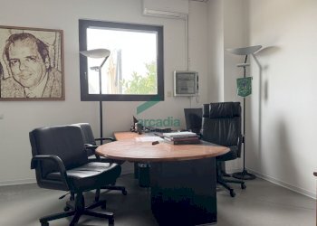 Vista - Commercial Premises Via II Tratto e Inizio Statale 98 Modugno 83/q, Modugno - photo 9