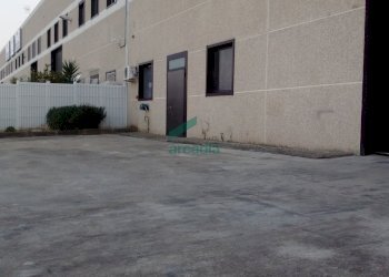 Vista - Commercial Premises Via II Tratto e Inizio Statale 98 Modugno 83/q, Modugno - photo 12