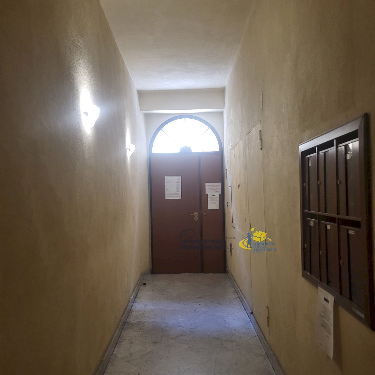INGRESSO CONDOMINIALE - Ufficio Strada Cavour 24, Parma - foto 1