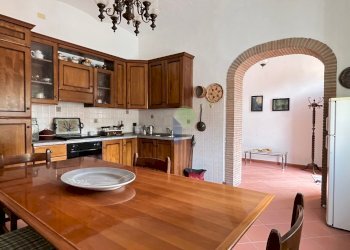 Cucina appartamento piccolo - Rustic Via Traversa Livornese 11, Rosignano Marittimo - photo 8