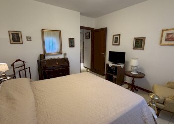 CAMERA MATRIMONIALE - Quadrilocale Via Gaetano Barresi 5, Siracusa - foto 17