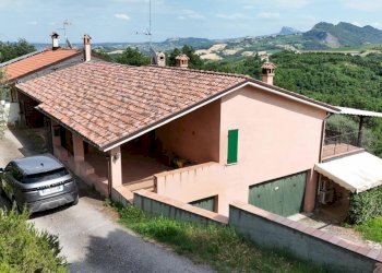 sat 7 - Villa a Schiera Via Gorolo 63, Borghi - foto 1