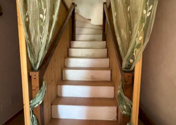 Scala interna - Villa a Schiera Via Gorolo 63, Borghi - foto 22