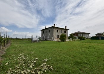 Facciata - Casale Via Montefiorino 1, Malalbergo - foto 8