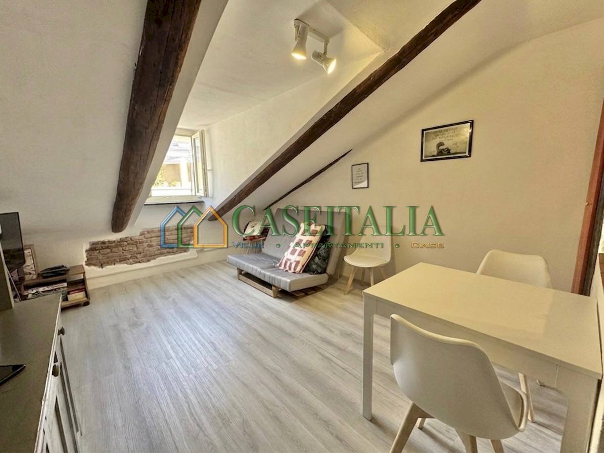 5863835892395478978 - Attic Via Sant'Ottavio 56b, Torino (neighborhood Vanchiglia) - photo 2