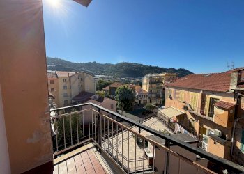 1 - Trilocale Viale Giuseppe Mazzini, Taggia - foto 1