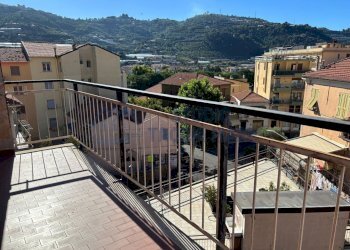 3 - Trilocale Viale Giuseppe Mazzini, Taggia - foto 3