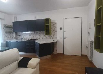 WhatsApp Image 2026-06-12 at 09.33.32 (11) - Three-room apartment Via Privata Vistamare, Savona - photo 4