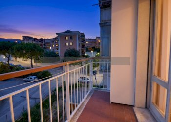 BALCONE - Trilocale Viale dei Pini 61, Porto Recanati - foto 1