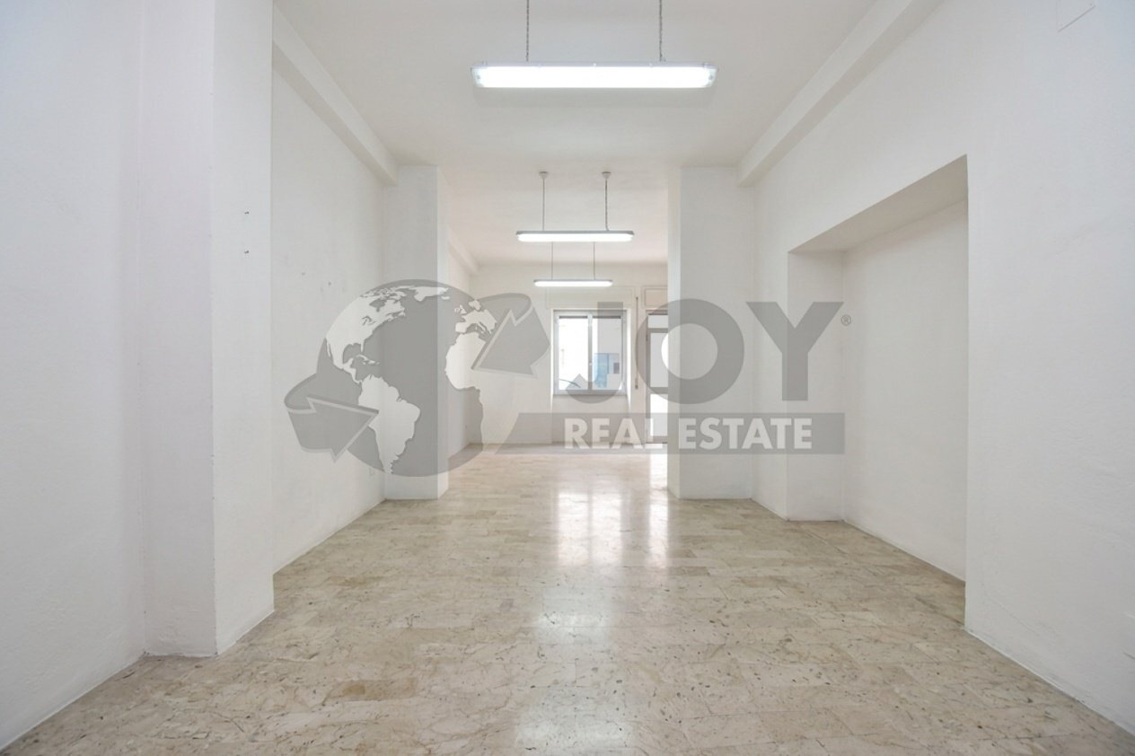 2-4000 - Commercial Premises Via g. Candido 1, Lecce - photo 2