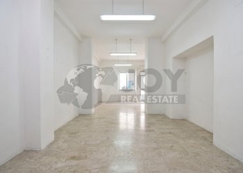 2-4000 - Commercial Premises Via g. Candido 1, Lecce - photo 2