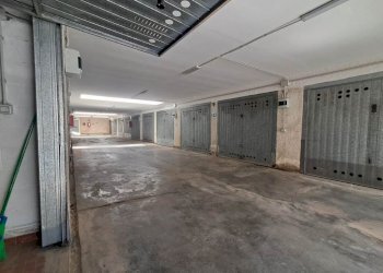 corsia box - Box Loano - photo 7