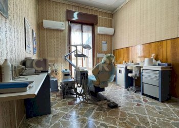 70ff2592-a74c-46f4-bcfa-2a2b77829bf8 - Villa Via Piave 191, Avola - photo 12