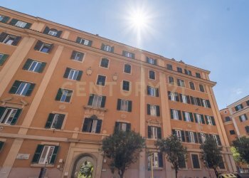 31.jpg - Trilocale Via Nemorense 100, Roma - foto 20