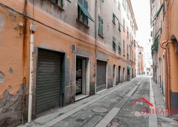6.0 EDIFICIO.jpg - Locale Commerciale VIA R. A. VIGNA 25R, Genova (zona Sestri Ponente) - foto 13