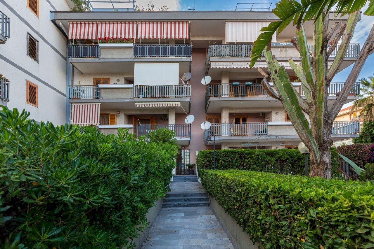 04 - Appartamento Via Giuseppe Leonardi 24, Aci Catena - foto 1