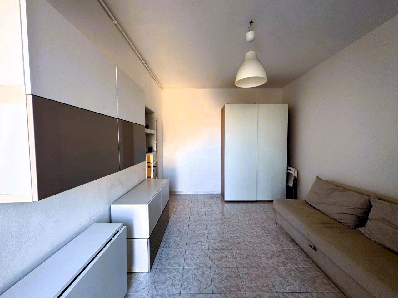 6050748153243308766.jpg - One-room apartment Via Dei Tulipani 1, Milano (neighborhood Giambellino) - photo 3