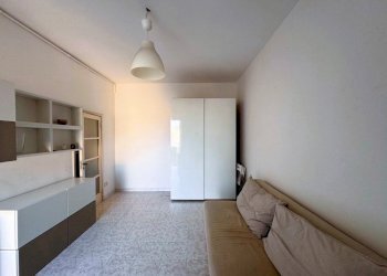 6050748153243308760.jpg - One-room apartment Via Dei Tulipani 1, Milano (neighborhood Giambellino) - photo 12