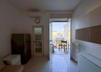6050748153243308771.jpg - One-room apartment Via Dei Tulipani 1, Milano (neighborhood Giambellino) - photo 14