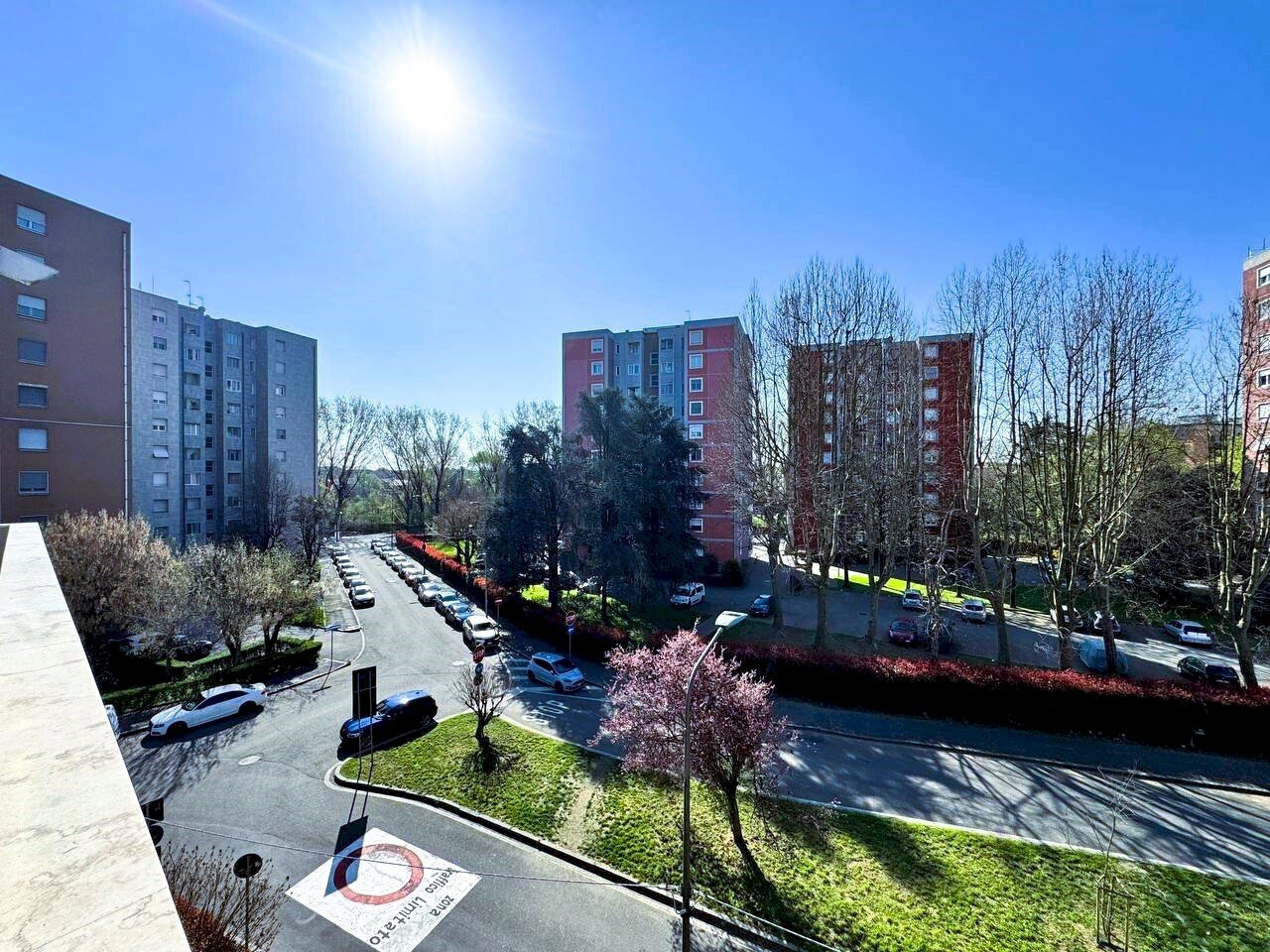 5902338852569943453.jpg - One-room apartment Via delle Betulle 2, Milano (neighborhood Quartiere degli Olmi) - photo 2