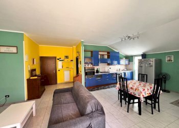 5902338852569943429.jpg - One-room apartment Via delle Betulle 2, Milano (neighborhood Quartiere degli Olmi) - photo 1