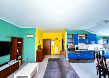 5902338852569943431.jpg - One-room apartment Via delle Betulle 2, Milano (neighborhood Quartiere degli Olmi) - photo 9