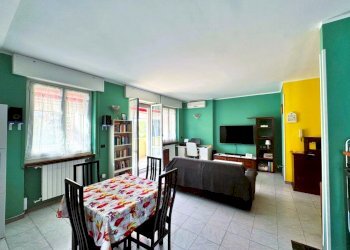 5902338852569943426.jpg - One-room apartment Via delle Betulle 2, Milano (neighborhood Quartiere degli Olmi) - photo 11