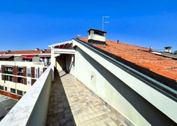 5902338852569943446.jpg - One-room apartment Via delle Betulle 2, Milano (neighborhood Quartiere degli Olmi) - photo 16