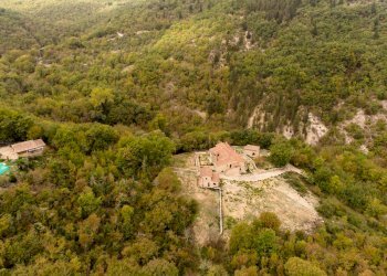 DJI_0863.jpg - Stabile - Palazzo SR 222 Chiantigiana 40, Castellina in Chianti - foto 5