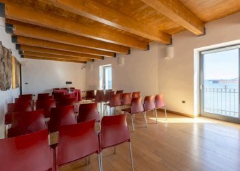 sala riunione - Hotel - Accommodation facility Via Giovanni Paisiello 56, Taranto - photo 12