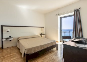 camera da letto - Hotel - Accommodation facility Via Giovanni Paisiello 56, Taranto - photo 15