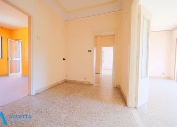 Corridoio - Quadrilocale Via Ancona 315, Taranto - foto 6